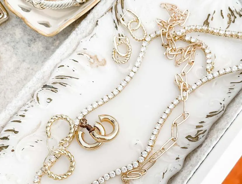 Essential Components of a Well-Rounded Jewelry Collection Essential Components of a Well-Rounded Jewelry Collection